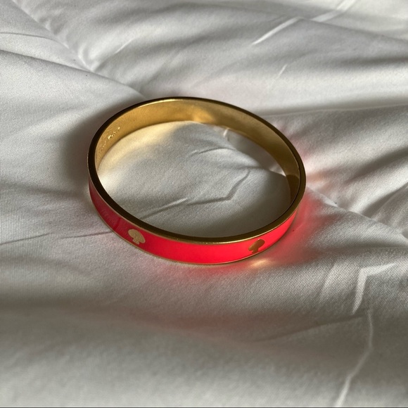 kate spade | spade enamel bangle - Picture 3 of 5